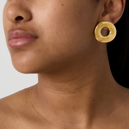Elegant Circle Stud Earrings for Everyday Wear