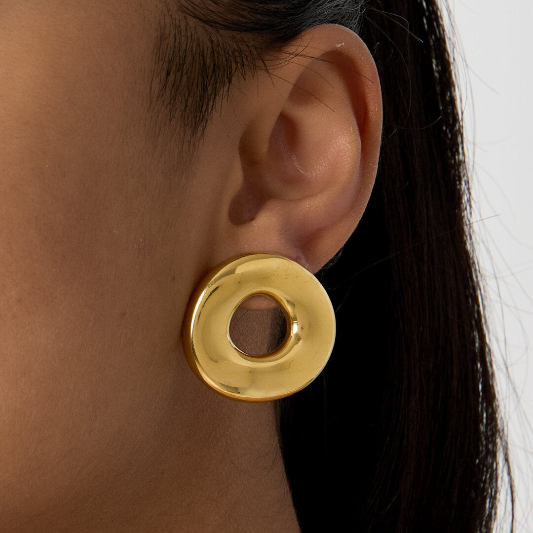 Elegant Circle Stud Earrings for Everyday Wear